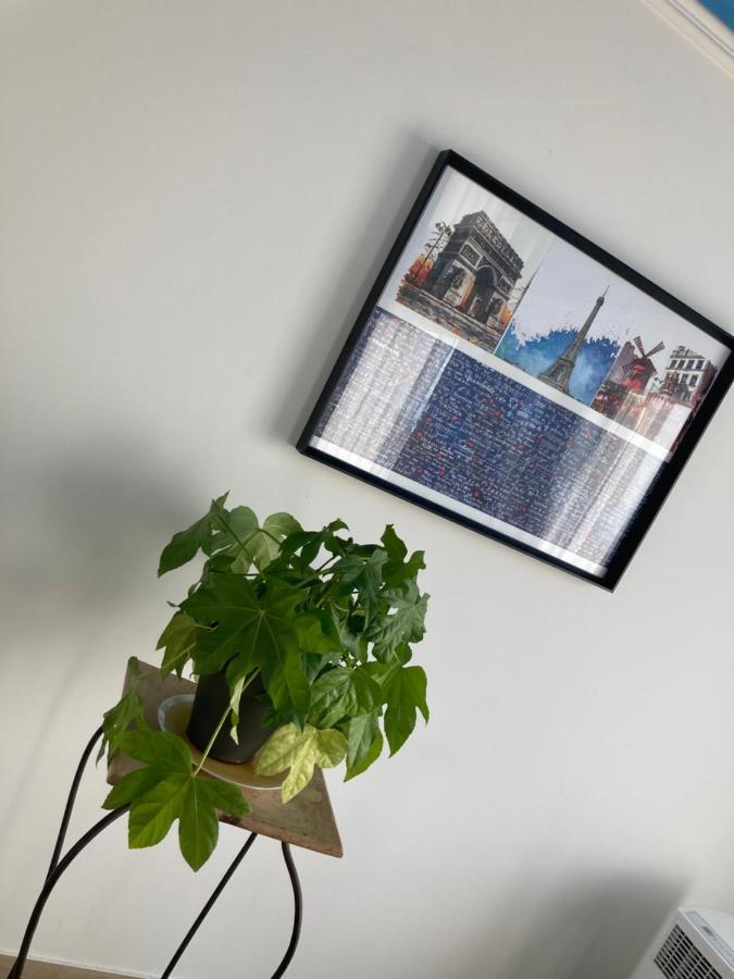 Location Chambre Avec Salle De Bain Et Partie Commune Sea View & Mountain View Renting 1 Of 3 Bedrooms With Shared Common Space 3 Bdrm Apt Not 1 Bdrm Plus Clime Ou Ac Bastia  Zewnętrze zdjęcie